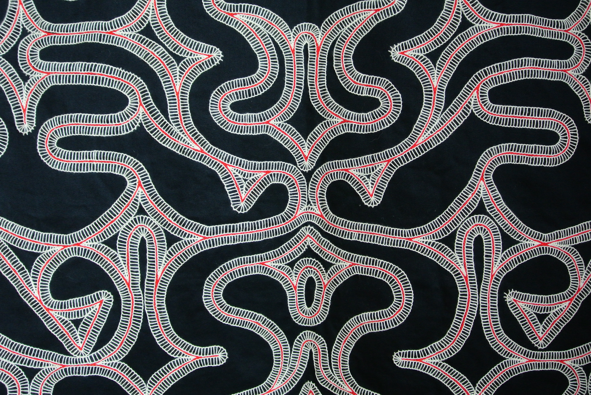 アイヌ民族衣装 桐本まき子 チヂリ（無切伏刺繍衣）木綿衣 着物