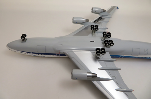 NH20129 1:200 BOEING 747-400 JA8958 スナップフィットモデル（ギア
