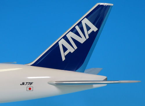 NH20141 1:200 BOEING 777F JA771F ANA CARGO スナップフィットモデル