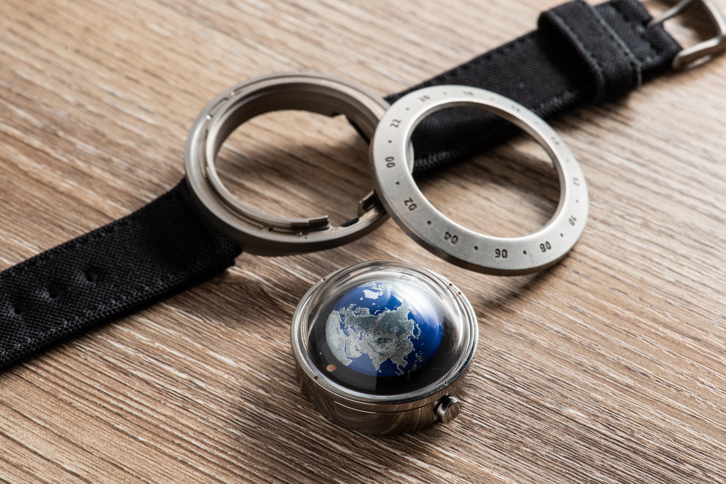 Seiko Think The Earth wn-1 – Analog:Shift