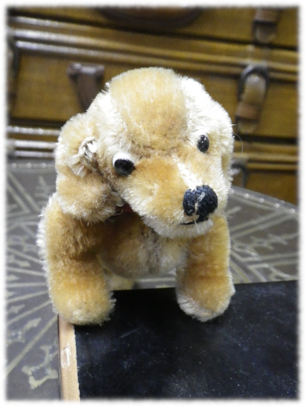 シュタイフ ダックスフント 縦7cm 横15cmの通販｜銀座人形館