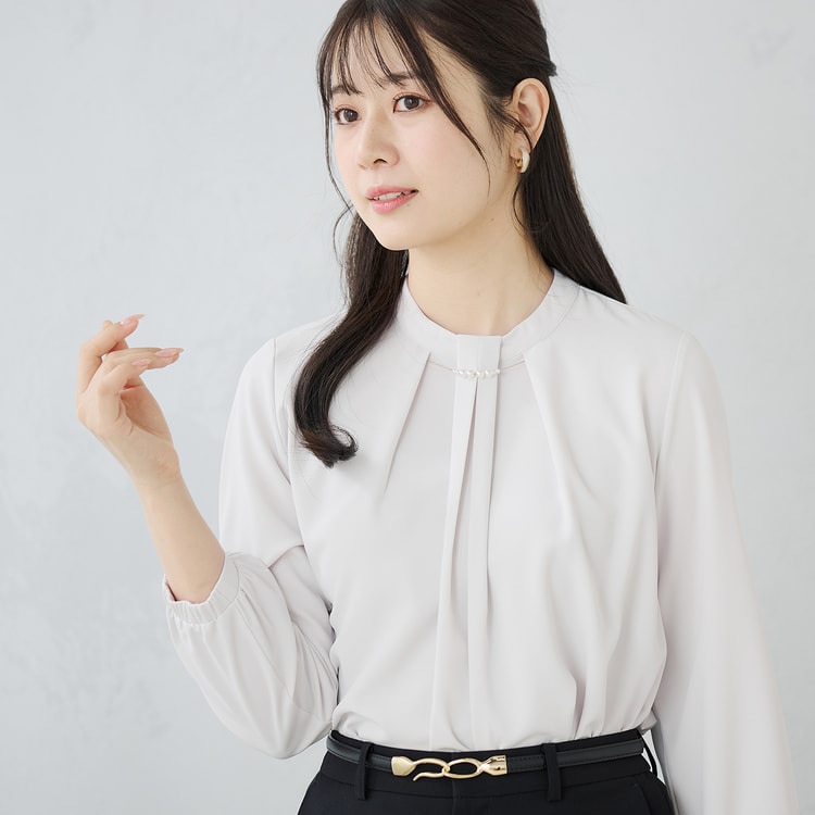 九分袖 アクセサリー付きタックブラウス【AOKI公式通販】