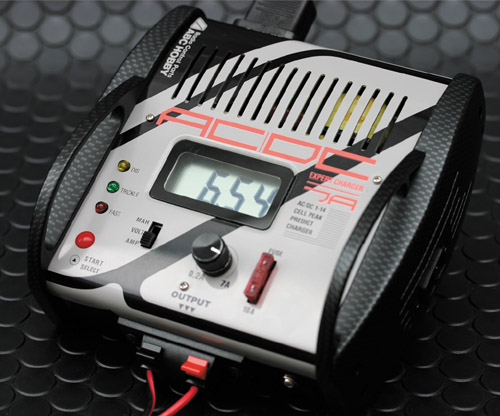 ABCホビー製ACDCエキスパートチャージャー7A詳細ページ