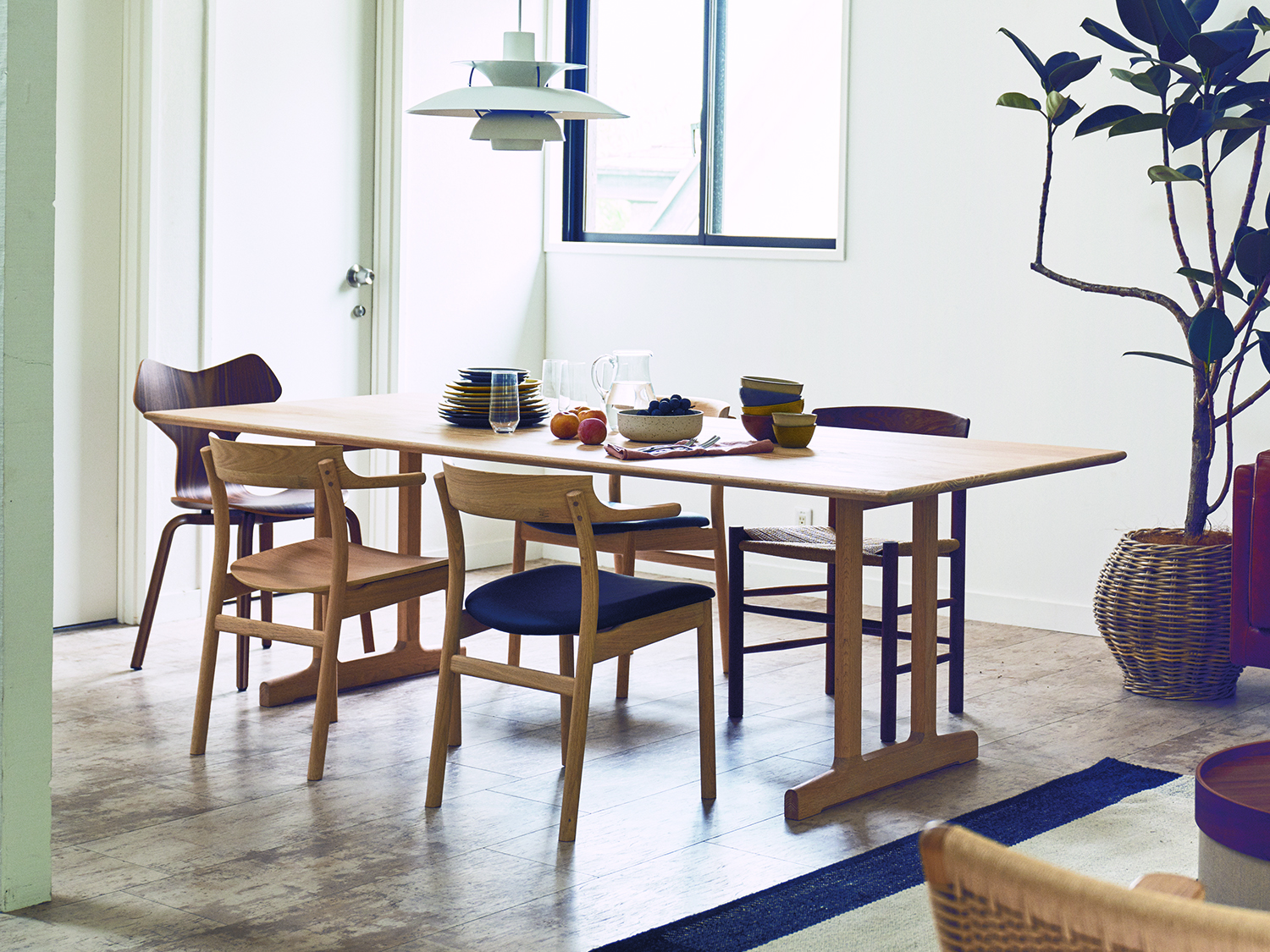 SOUP DINING TABLE(LEG : T TYPE)（スープ ダイニングテーブル（レッグ