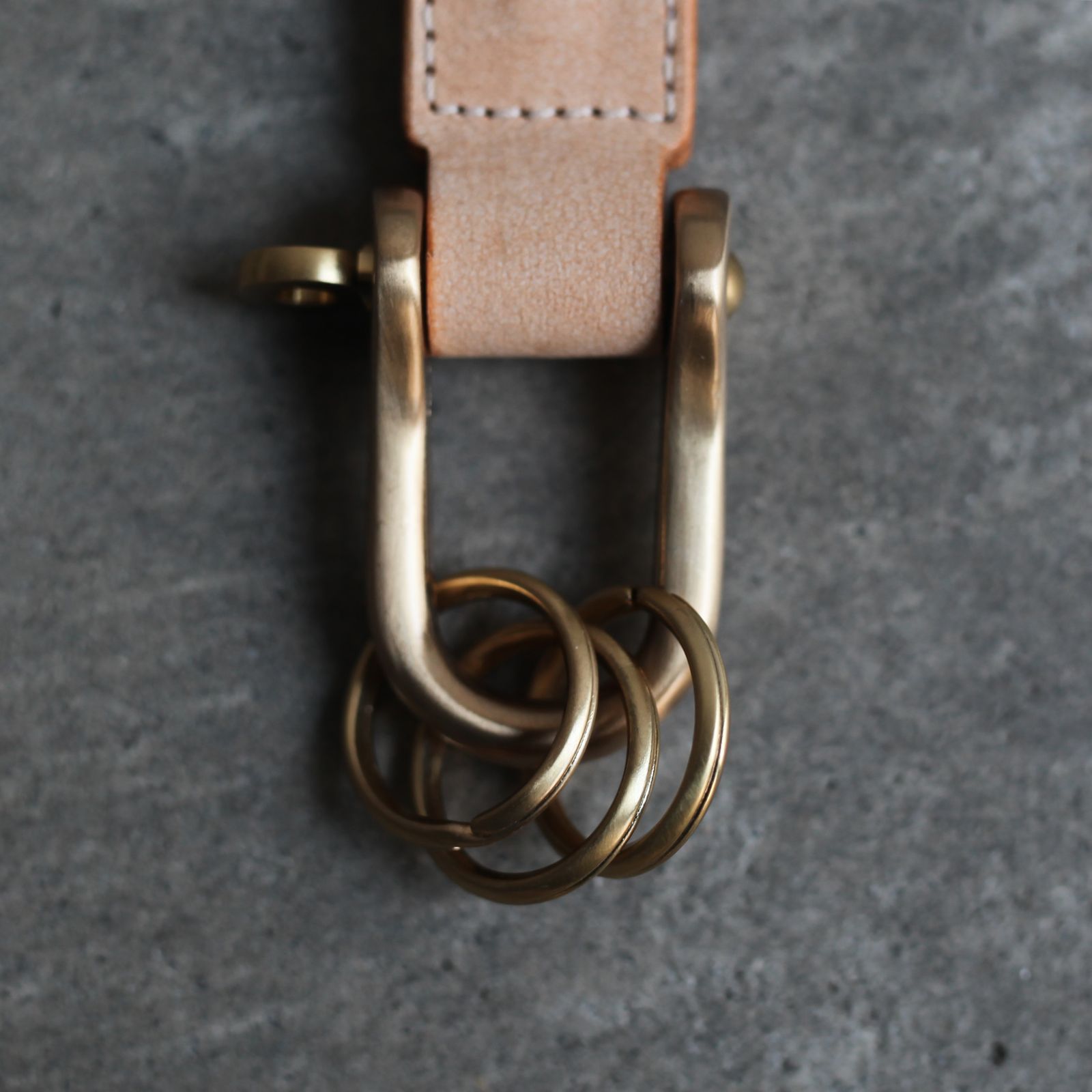 Hender Scheme - 【残りわずか】Key Shackle(NATURAL) | ACRMTSM