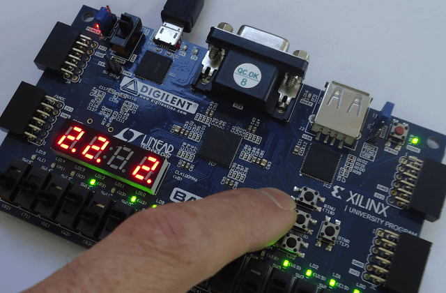 キットで学ぶ！ FPGAチャレンジャー入門編 XILINX Artex-7版 | 株式