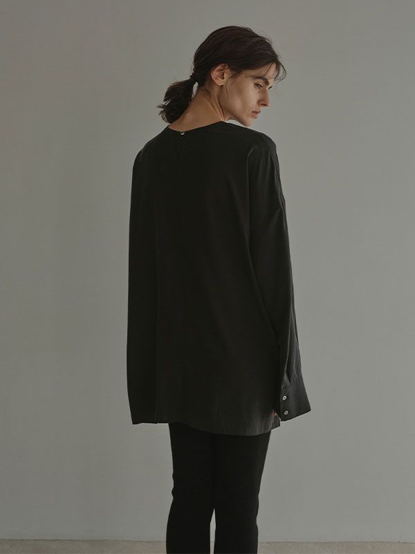 ETRE TOKYO - クルーネックオーバーサイズプルオーバー (BLACK