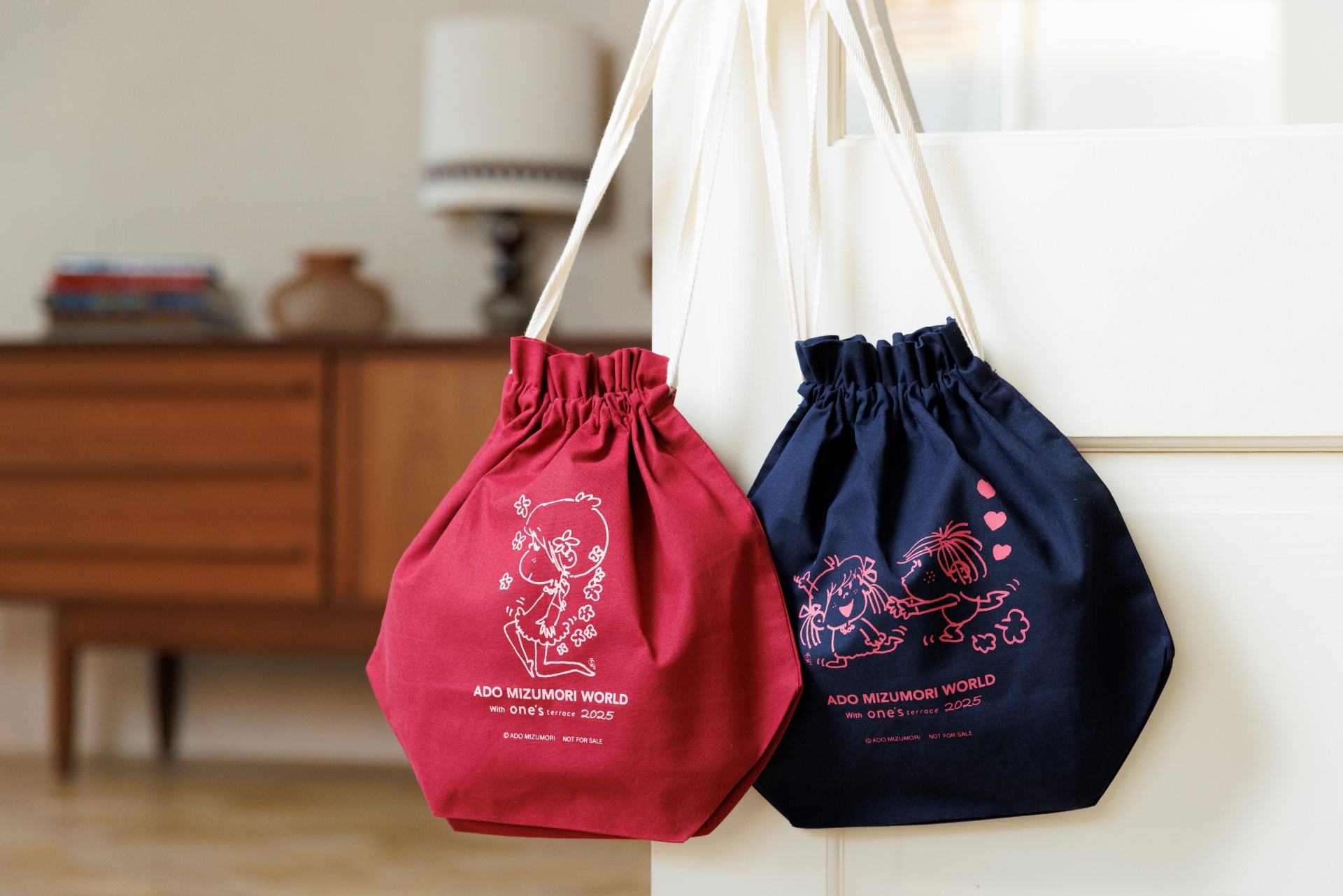 Ado 外に出なさい。いっしょにおでかけバッグ 通販限定 よだか ライブ