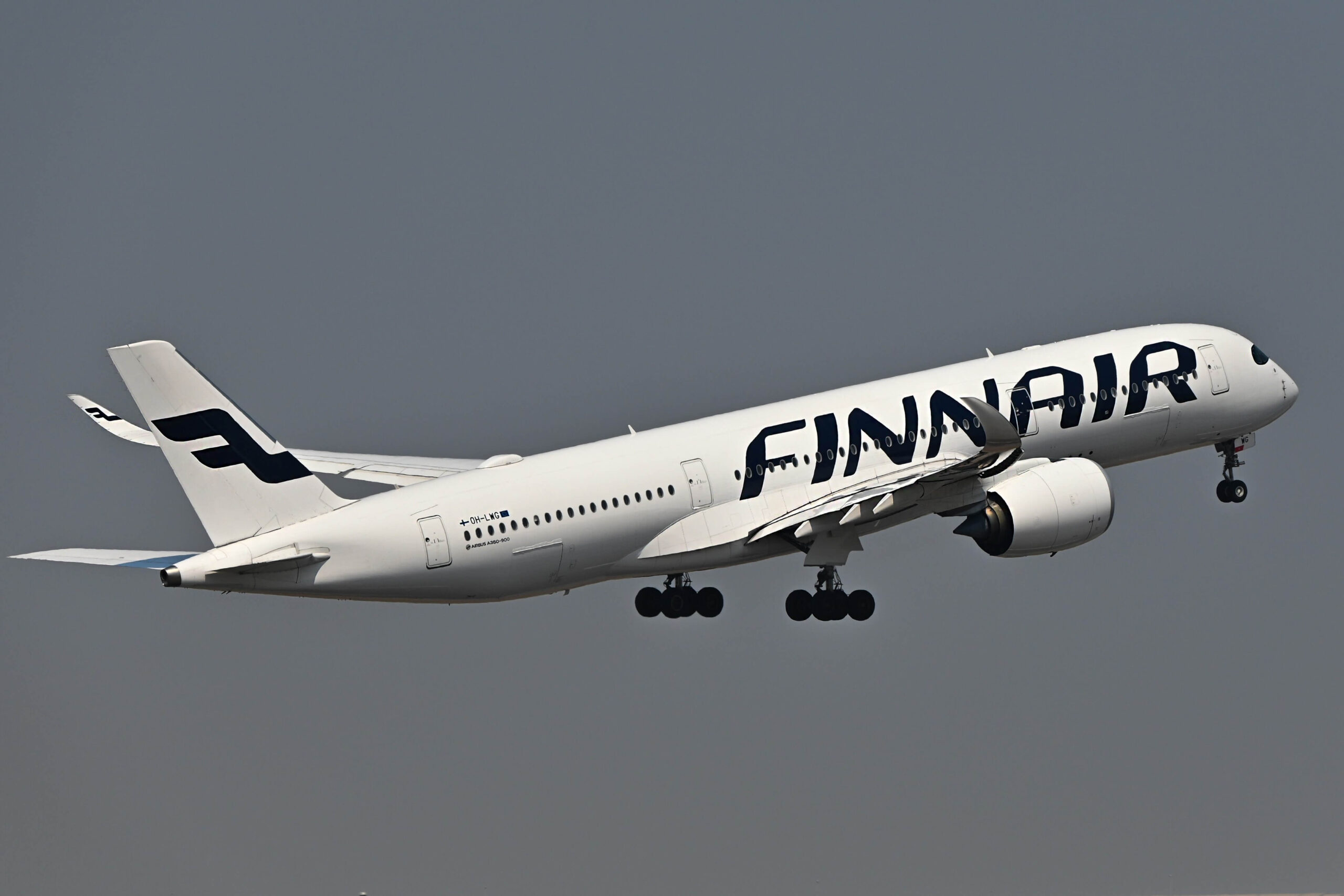 Finnair Airbus A350 diverts to Helsinki after smoke reported in