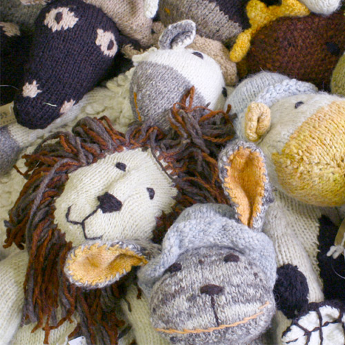 ケナナニッターズKENANA 編みぐるみニット【アフリカンスクエアー】