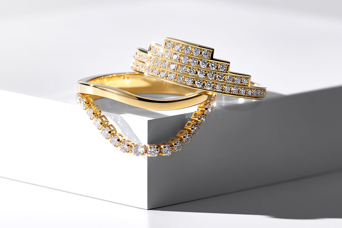 セブロンダイヤモンドフープ ピアス – AHKAH