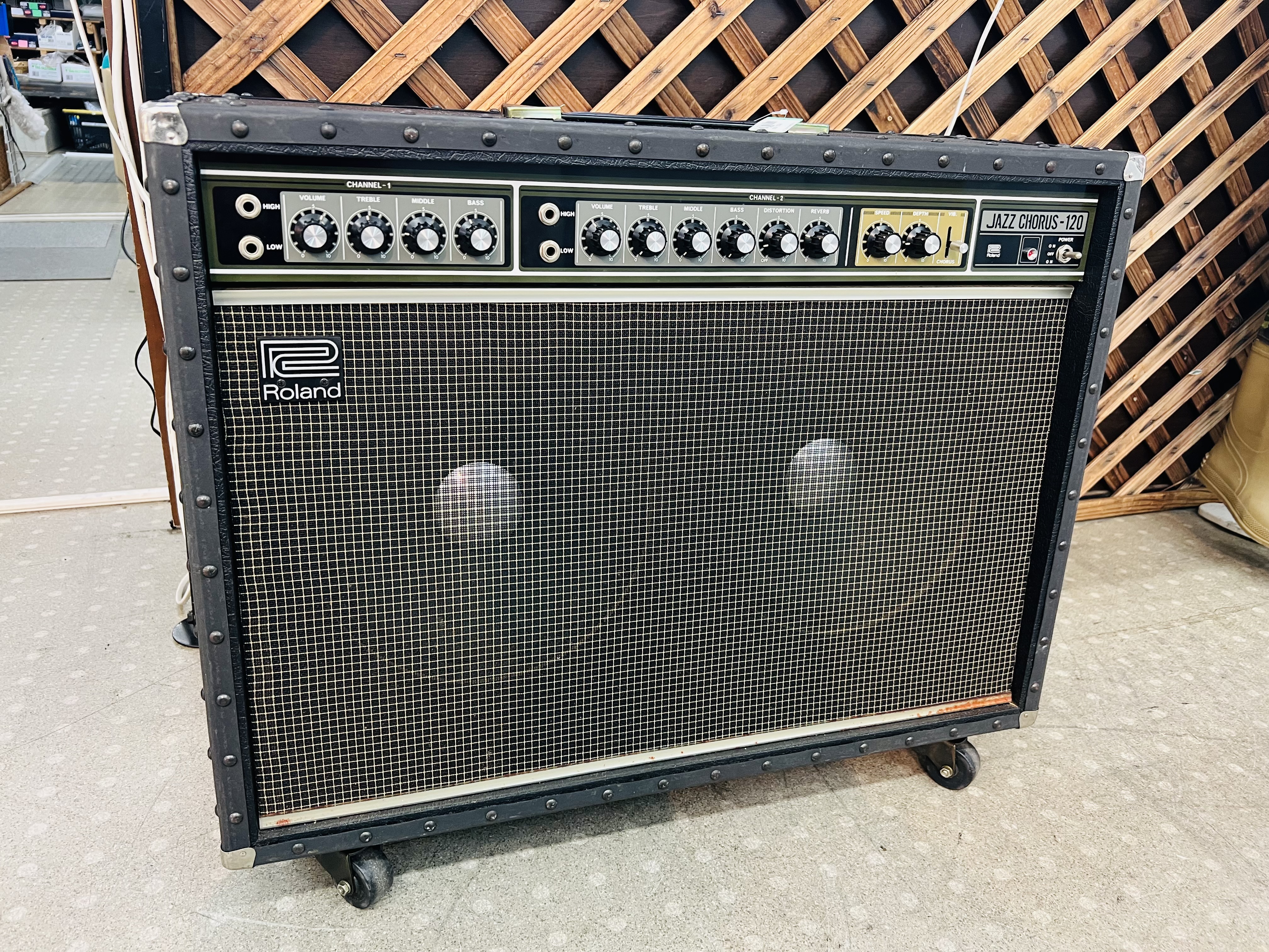 Roland Jazz Chorus JC-120買取致しました｜愛品館千葉店 | リサイクル