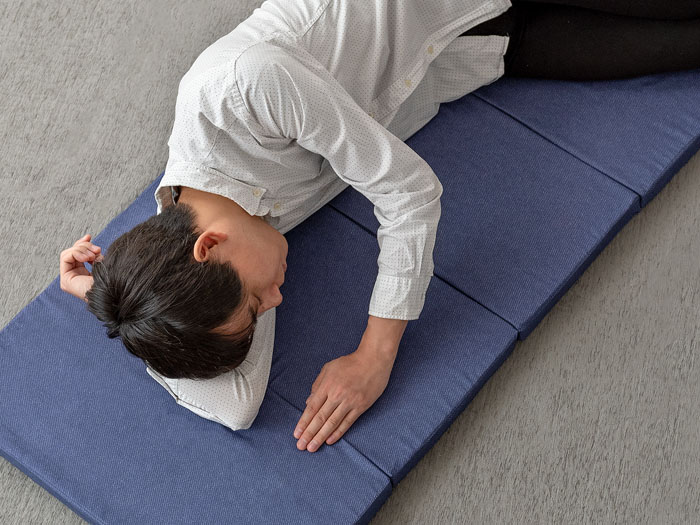 アキレス 6つ折りコンパクトマットレス 60cm幅 | 家具・インテリア通販