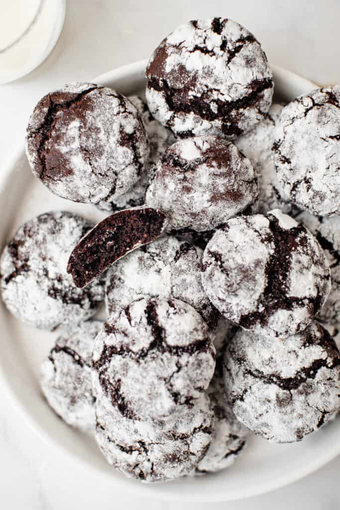 Easy Chocolate Crinkle Cookies | All Things Mamma