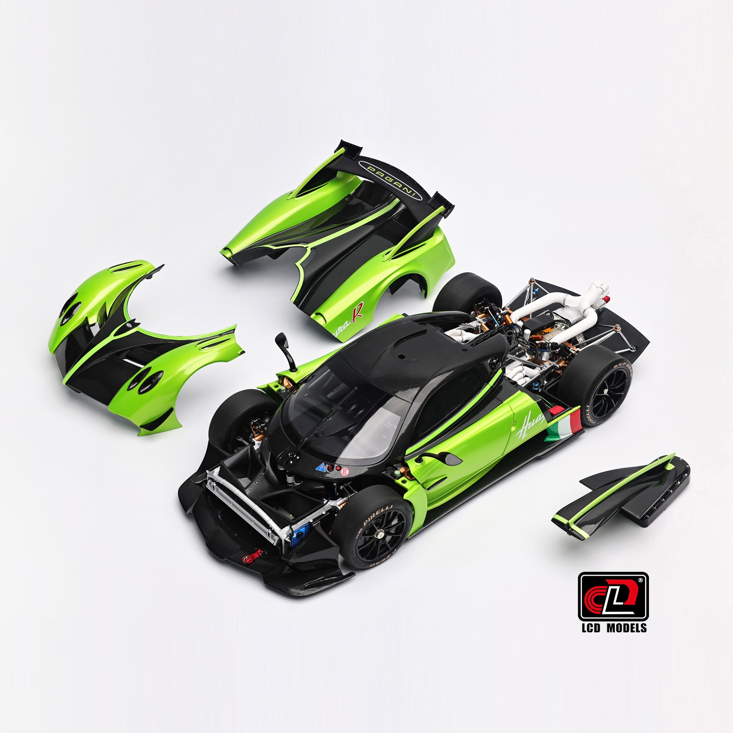 LCDMODELS　1/18　ウアイラR LCD Model 1/18 scale collection Pagani Huayra R Pearl white die