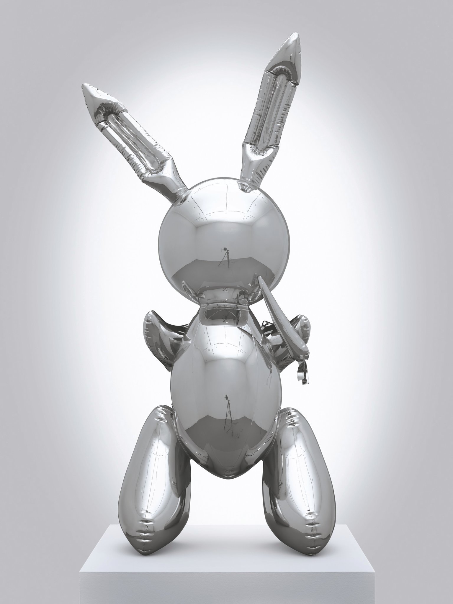 Jeff Koons's Rabbit Breaks Auction Record for Most Expensive Work