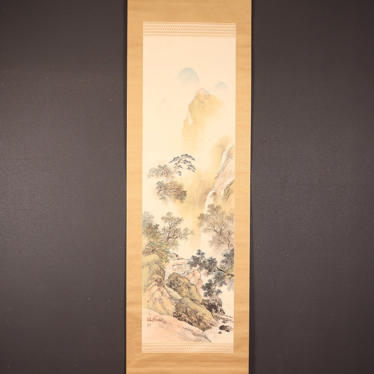 掛け軸や骨董品の販売・買取なら株式会社縁［大阪］