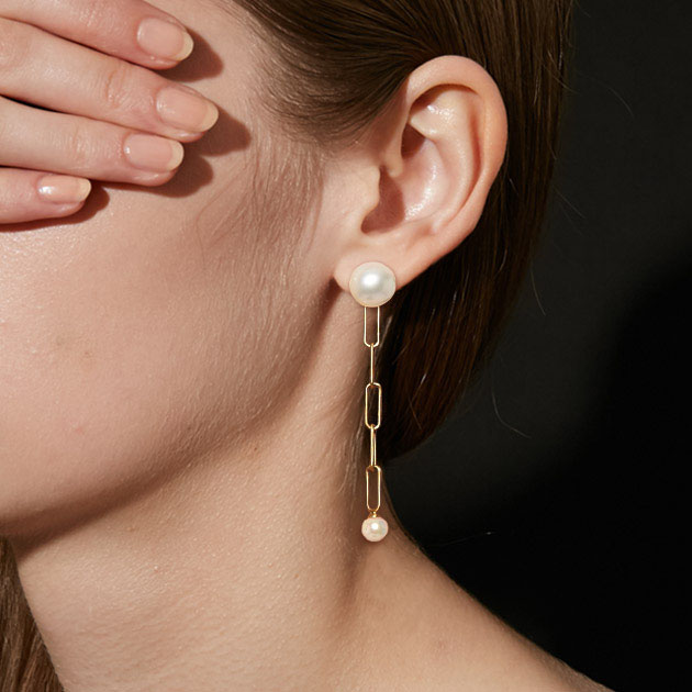 ancient] K10 stud pierced earring｜ARTIDA OUD（アルティーダ ウード）