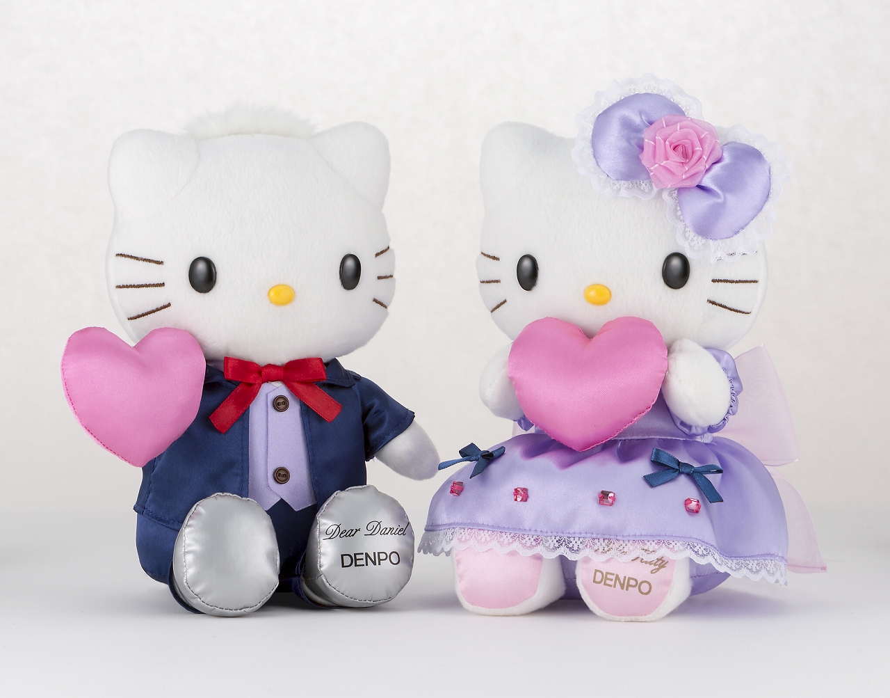 新たな慶祝用電報台紙 「ハローキティDENPO(ラベンダーハート)」等の