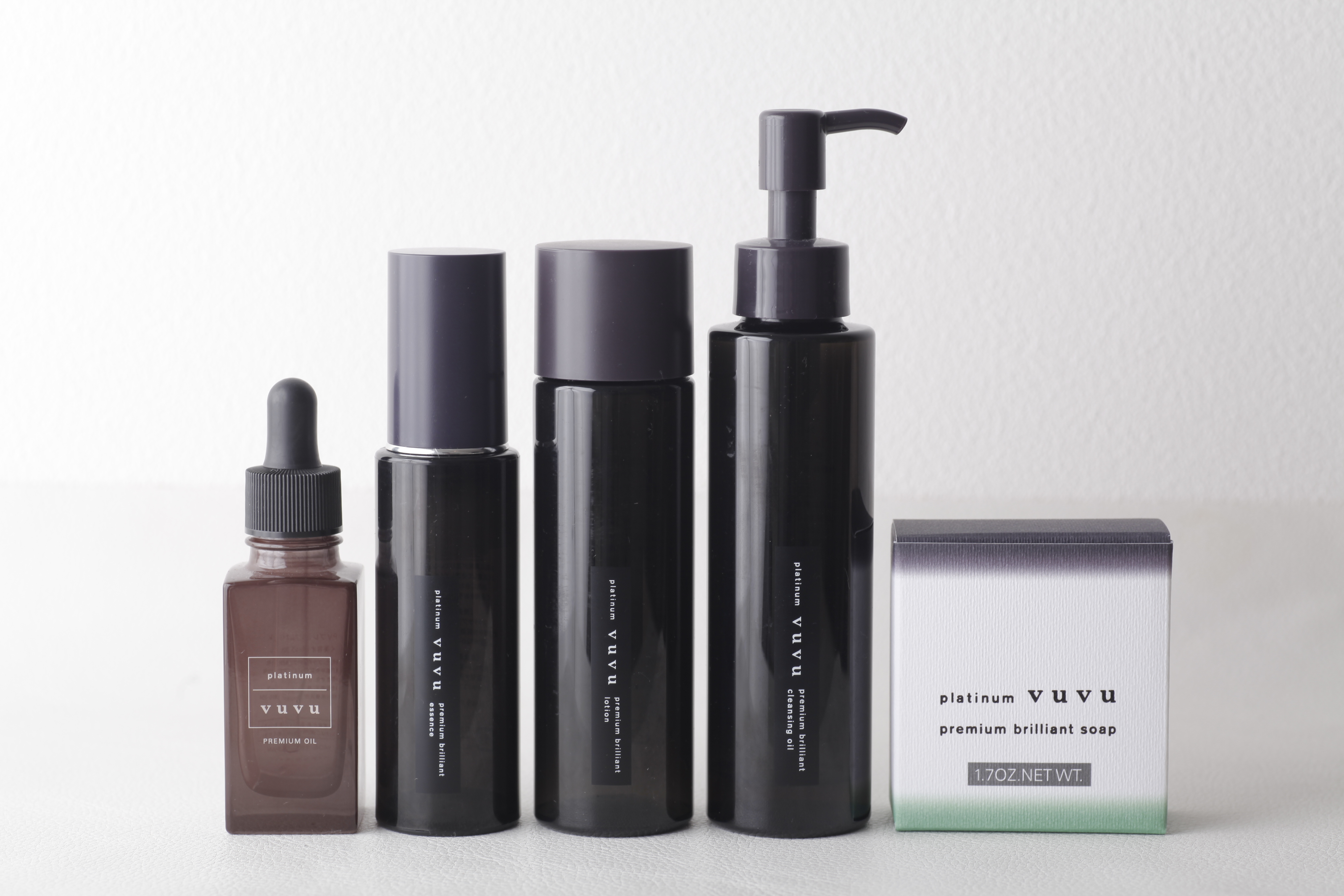 platinum vuvu 化粧水、美容液セット vuvu化粧水セット platinum vuvu