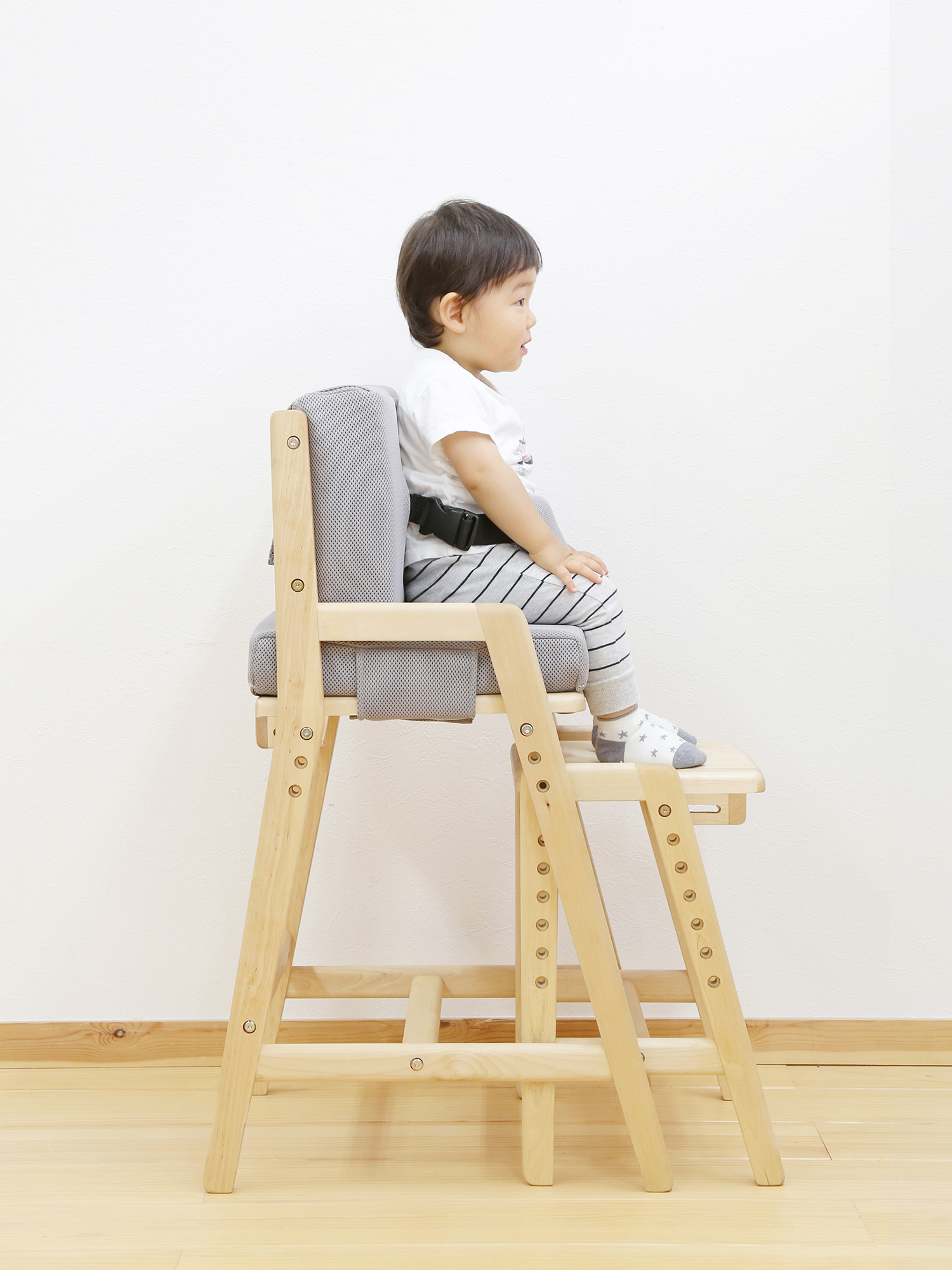 正しい姿勢がとれる椅子で子どもの食育・歯並びをサポート！ 小児歯科