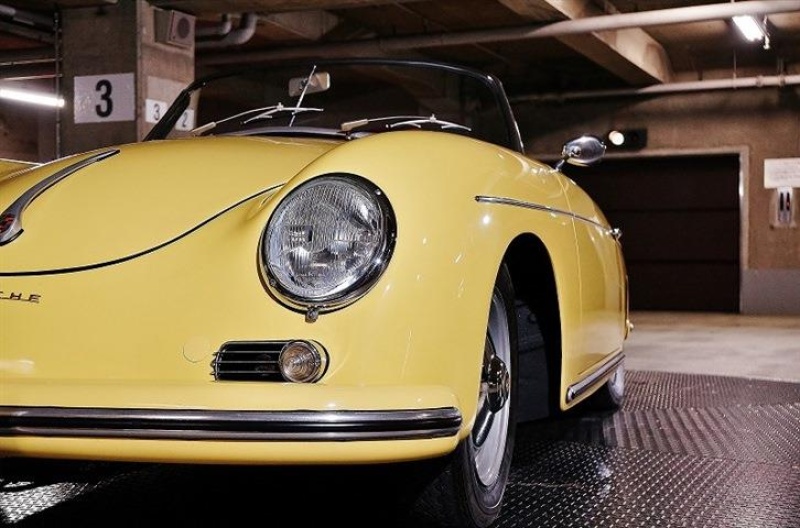 オープンカー イエロー ポルシェ 356