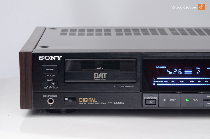 Sony DTC-1000ES, perfect for sale.