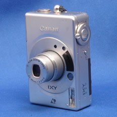 キヤノン イクシ320 (Canon IXY320) | Camera Museum by awane-photo.com