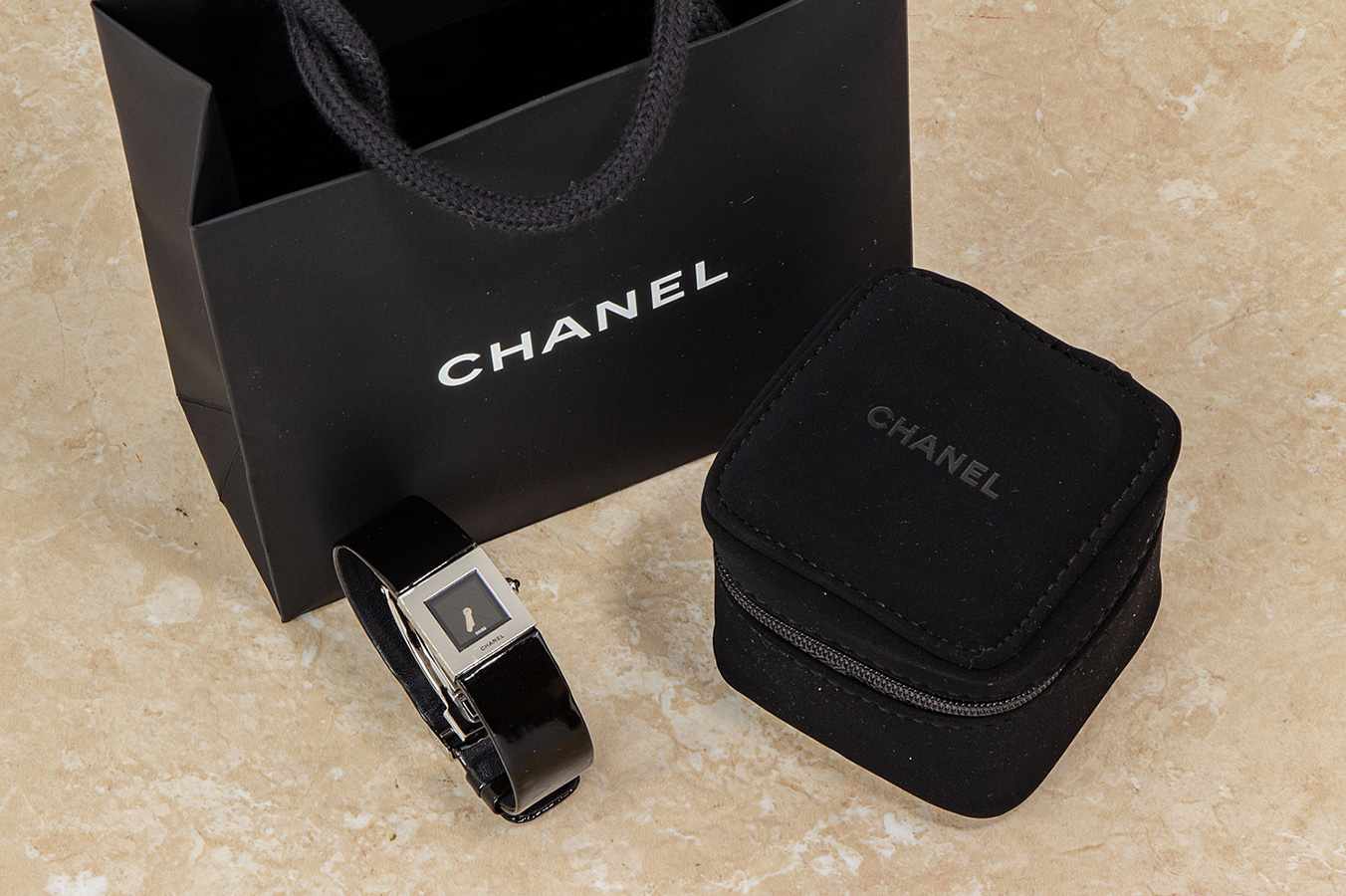 シャネル マトラッセ H0116 腕時計 | アルファオメガ [ID v187]
