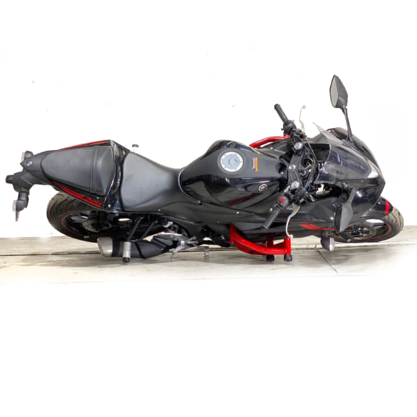 YZF-R25/R3 倒れても傷つかないスタントケージ｜AxxL