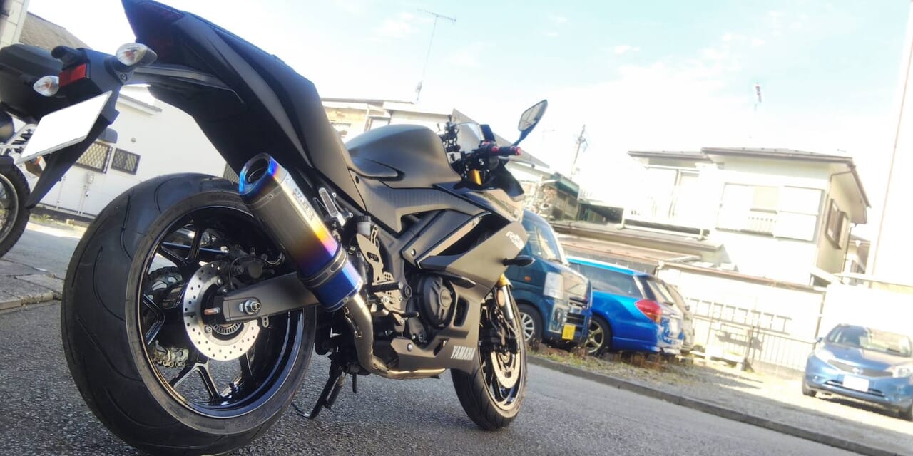 YZF-R25に600ccサイズのワイドホイールキット| AxxL