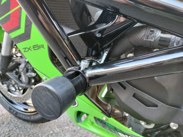 ZX-6R (24-) - 考え抜いた本気モデルスタントケージ｜AxxL