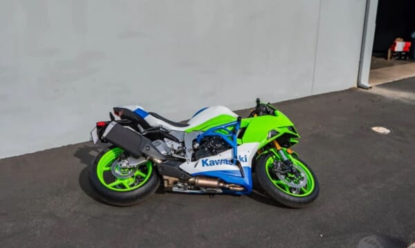 ZX-6R (24) デザインが美しい IMPAKTECH製 スタントケージ｜AxxL