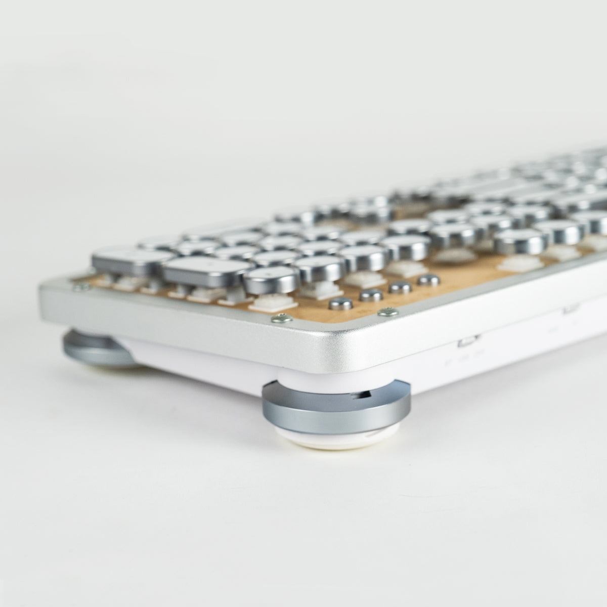 AZIO Retro Classic Bluetooth Keyboard - AZIO Corporation