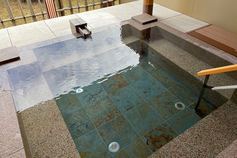 伊豆の絶景貸切露天風呂・プライベートガゼボ ｢ときの凪｣ | 伊豆北川