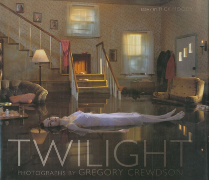 TWILIGHT / Gregory Crewdson グレゴリー・クリュードソン | 小宮山