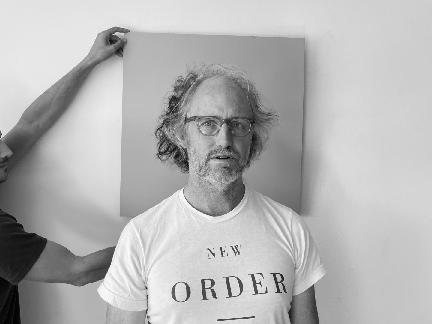 マイク・ミルズ監督「ホアキンに服を奪われた（笑）」A24製作『カモン