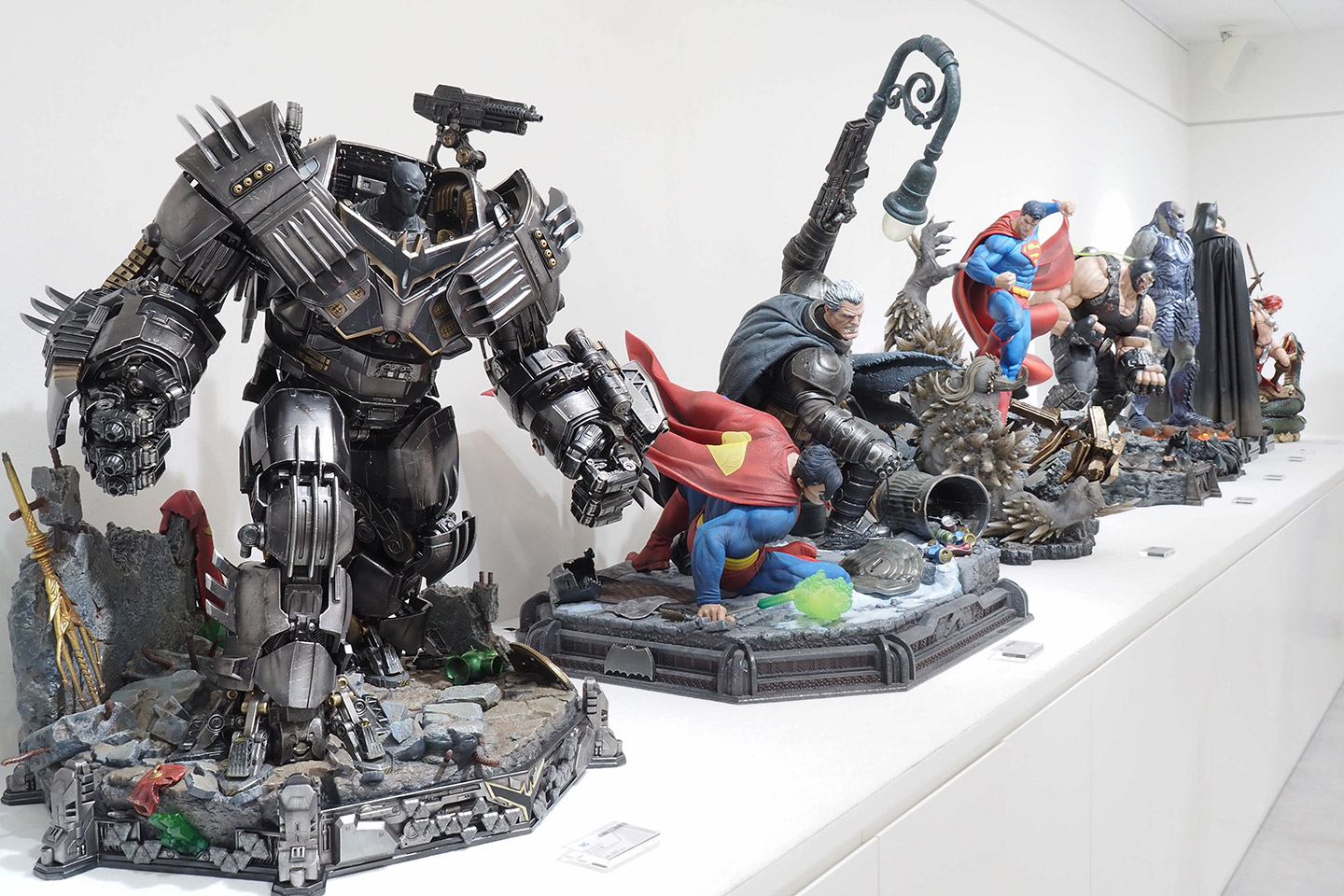 精密・ド迫力!! 招待者限定の特別展示に潜入レポ！新作スタチューも