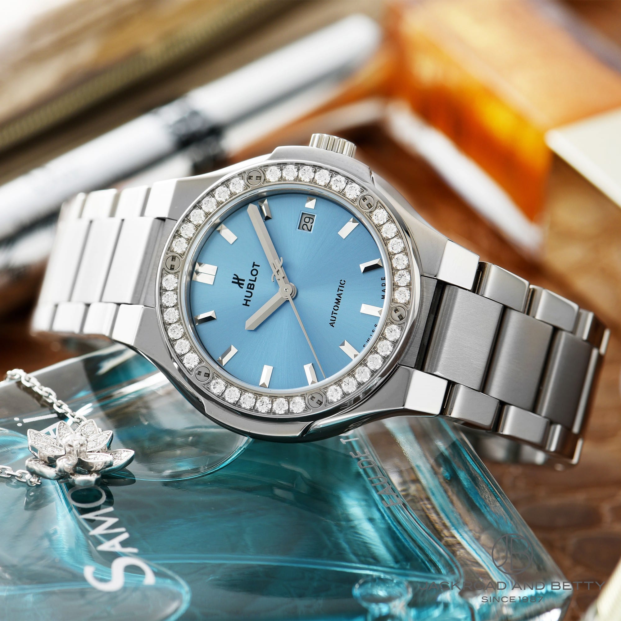 クラシック・フュージョン チタニウム ライトブルー ダイヤモンド