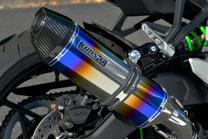 CORSA-EVOⅡ スリップオン：ZX-4RR / ZX-4R SE：2023〜：政府認証 ｜ BEAMS