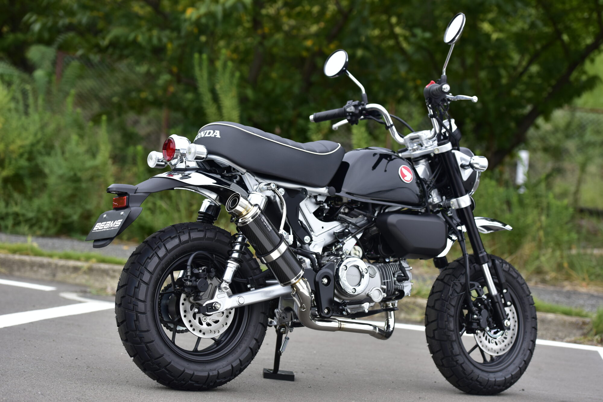 R-EVOカーボンサイレンサー 政府認証：モンキー125：政府認証 ｜ BEAMS