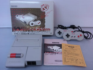ファミリーコンピュータ『ニューファミコン』 | BEEP