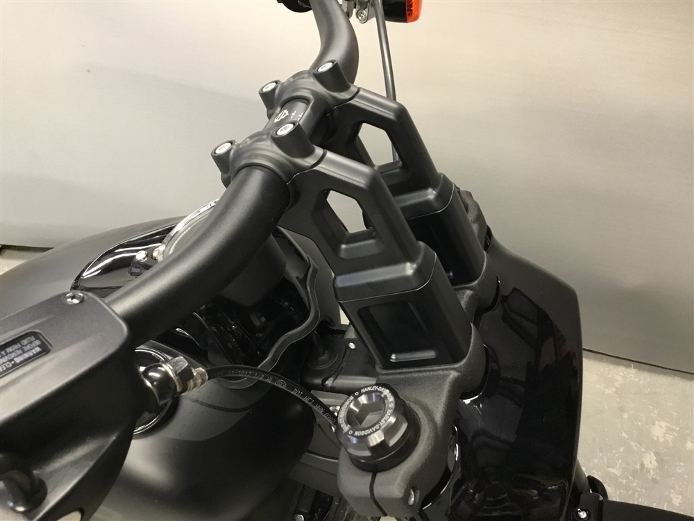 Bitchin Seat Store 2018 Fat Bob FXFB 3