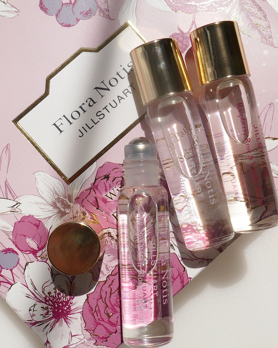 フローラノーティス ジルスチュアート×クリスマスコフレ2025】予約日