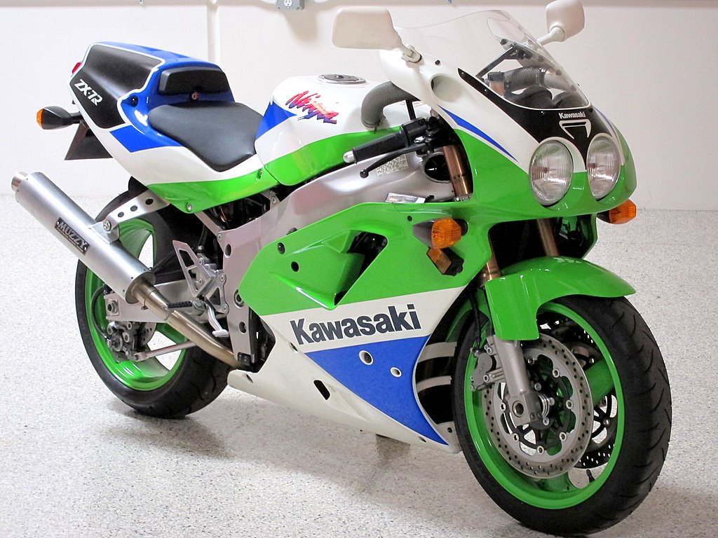Homologation Special – 1991 Kawasaki Ninja ZX-7R K1 | Bike-urious