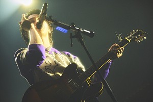 ライブレポート＞Mrs. GREEN APPLEが多幸感で満たしたZeppツアー、結成