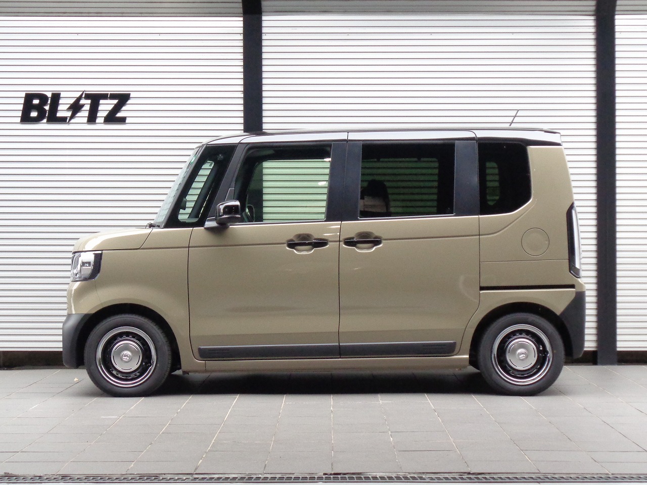 車高調装着イメージ | BLITZ