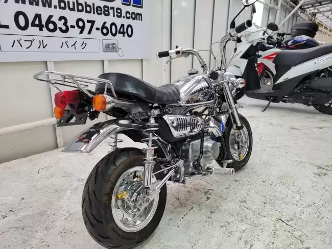 ホンダ モンキー Z50J 50㏄ キャブ シルバーメッキ 2004年式在庫一覧