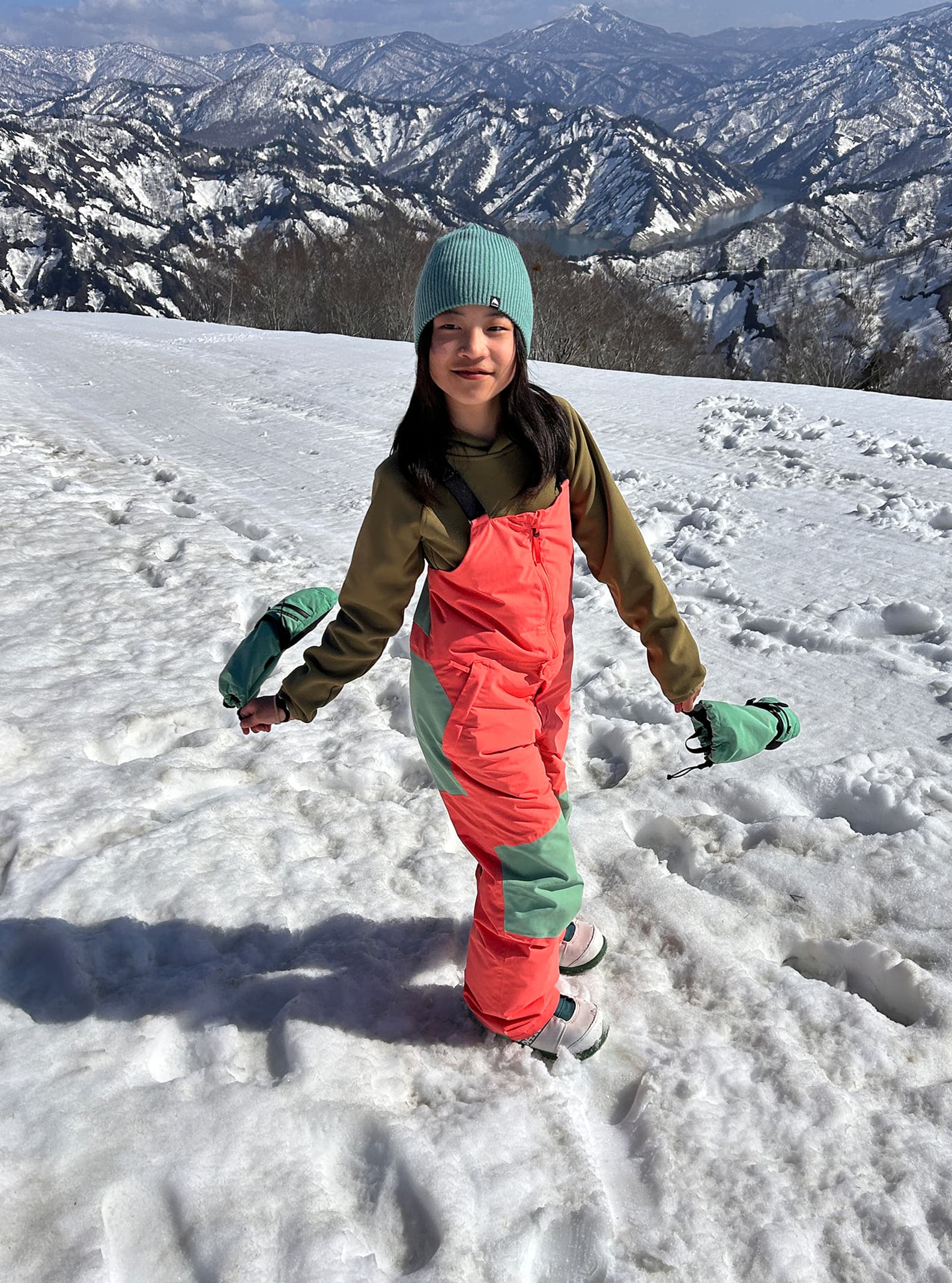 Kids' Burton Skylar 2L Bib Pants | Youth Outerwear | Burton.com