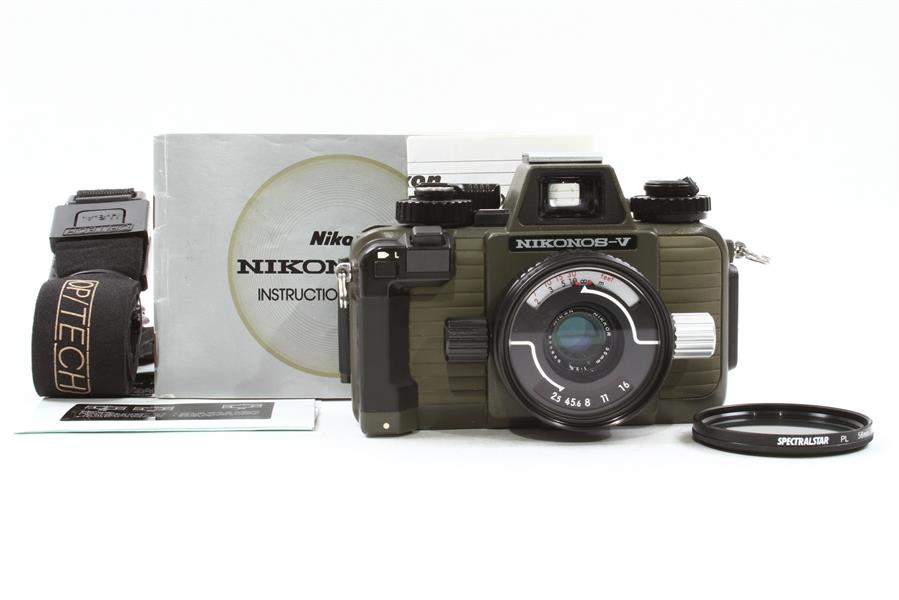 Nikon Nikonos-V 35mm Olive Green Camera w/ 35mm f/2.5 Lens